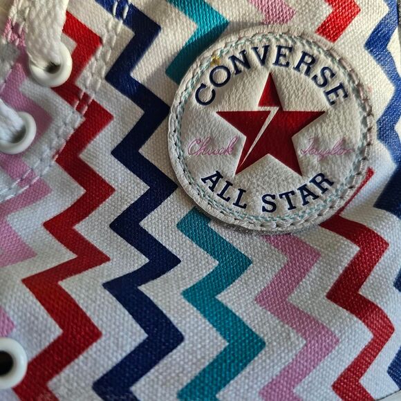 Converse Women's Chuck Taylor All Star High 'Zigzag' sneakers size 9.5 - Picture 3 of 7